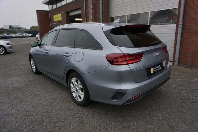 KIA CEE D Ceed Sportswagon 1.0 T-GDi DYNAMICLINE VOLLEDIG DEALER ONDERHOUDEN CAMERA ANDROID-APPLECARPLAY STOEL+STUURVERWARMING ECC AIRCO CRUISECONTROL BLUETOOTH LMV PRIVACYGLAS 4X ELECTR.RAMEN/SPIEGELS