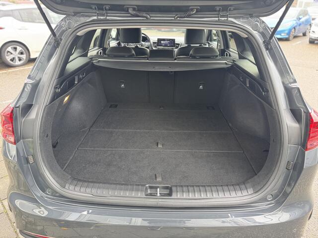 KIA CEE D Ceed Sportswagon 1.5 T-GDi DynamicPlusLine