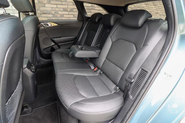 KIA CEE D Ceed Sportswagon 1.6 GDI PHEV ExecutiveLine | Trekhaak | Panoramadak | Leer | Rijklaarprijs - incl.garantie