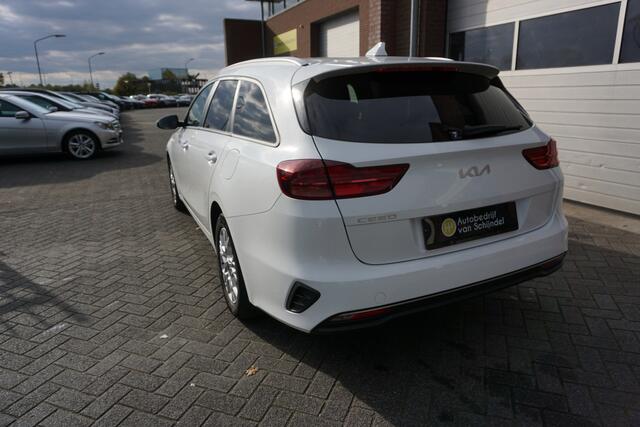 KIA CEE D Ceed Sportswagon 1.0 T-GDI DYNAMICLINE DEALER ONDERHOUDEN CAMERA STOEL+STUURVERWARMING ANDROID/APPLECARPLAY(NAVI) ECC AIRCO CRUISECONTROL RIJSTROOKSENSOR BLUETOOTH PRIVACYGLAS ENZ...