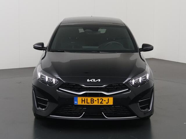 KIA CEE D Ceed 1.5 T-GDi GT-Line | Panoramadak | Matrix LED Koplampen | Stoel/Stuurverwarming | Keyless Go | Elektrisch bedienbare achterklep |
