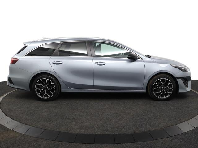 KIA CEE D Ceed Sportswagon 1.5 T-GDi GT-Line Apple Carplay/Android Auto - Cruise Control - Dodehoekdetectie - Panoramadak - Navigatie - Stuur/Stoelverwarming Fabrieksgarantie tot 07-2031