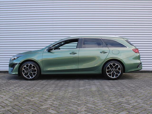 KIA CEE D Ceed Sportswagon 1.5 T-GDi GT-Line | Schuifdak | Stoel-/stuurverwarming | Camera | Cruise adapt. | 17" LM | Elek. achterklep | LED | Dodehoekdetectie |
