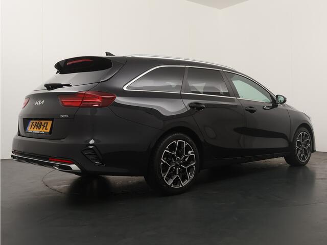 KIA CEE D Ceed Sportswagon Automaat 1.5 T-GDi GT-Line - Automatische achterklep - Schuif/Kantel dak - Apple Carplay/Android Auto - Adaptive cruise control - Keyless entry - Fabrieksgarantie t/m 30-06-2030