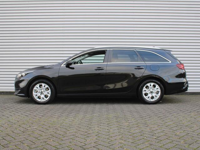 KIA CEE D Ceed Sportswagon 1.5 T-GDi DynamicPlusLine | Stoel- & stuurverwarming | Camera | Clima | Cruise adapt. | LED | Navi | Elek. achterklep | 16" LM |