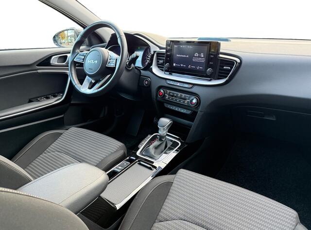 KIA CEE D 1.6 GDI PHEV DynamicLine I Carplay I Keyless I Camera