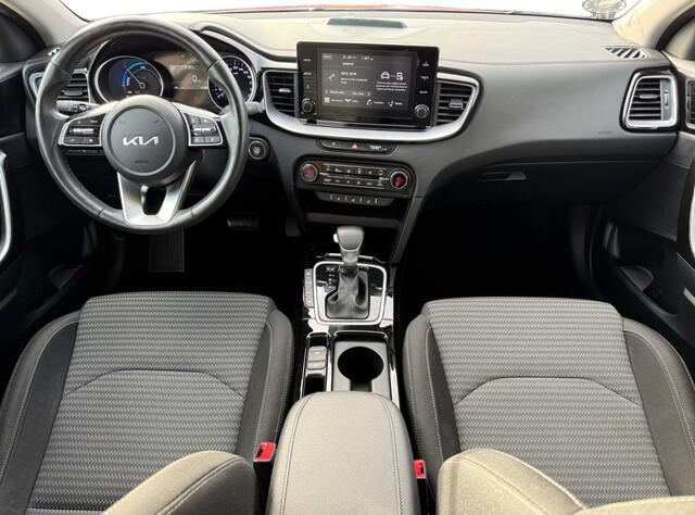 KIA CEE D 1.6 GDI PHEV DynamicLine I Carplay I Keyless I Camera