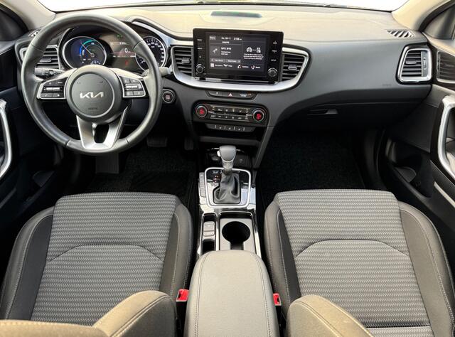 KIA CEE D 1.6 GDI PHEV DynamicLine I Carplay I Keyless I Camera