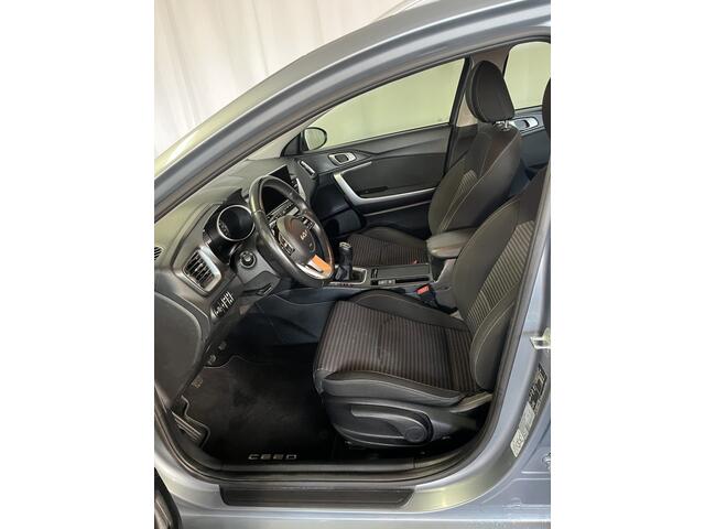 KIA CEE D Ceed Sportswagon 1.5 T-GDi DynamicLine 160PK/ECC/CAMERA/TREKHAAK/APPLE