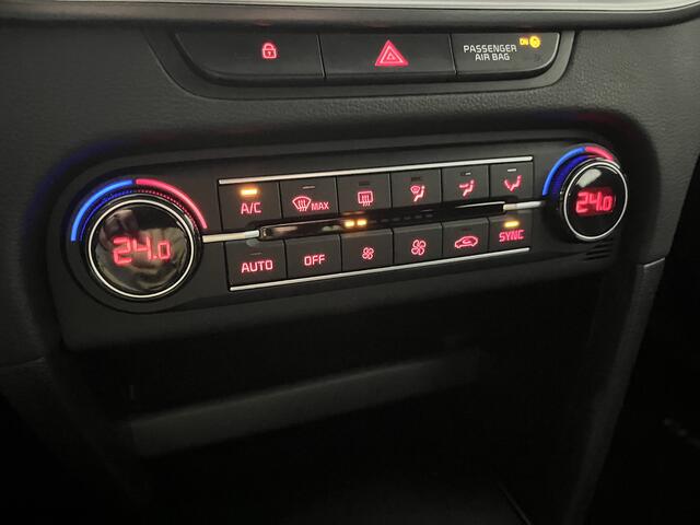 KIA CEE D Ceed Sportswagon 1.5 T-GDi DynamicLine 160PK/ECC/CAMERA/TREKHAAK/APPLE