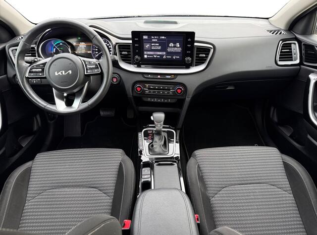KIA CEE D 1.6 GDI PHEV DynamicLine I Carplay I Camera I Keyless