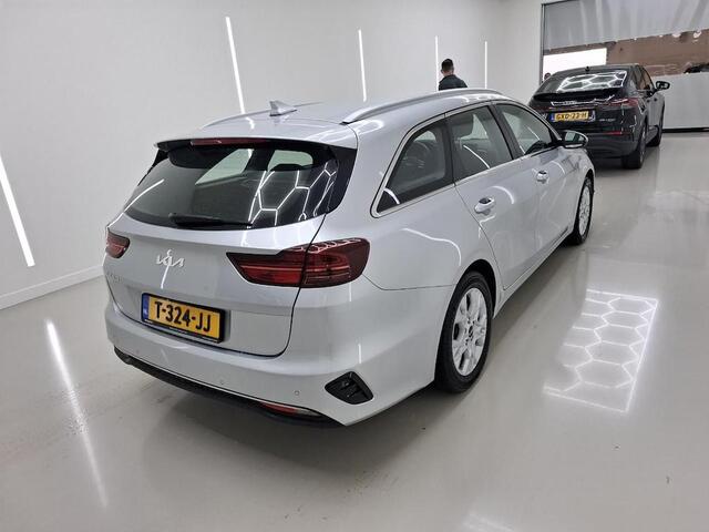 KIA CEE D CEED SPORTSWAGON 1.0 T-GDI DYNAMICLINE I P-CAMERA I APPLE CARPLAY I ADAPT. CRUISE I CLIMATE CONTROL I NAVIGATIE