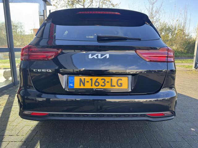 KIA CEE D Ceed Sportswagon 1.5 T-GDi MHEV DynamicPlusLine Automaat