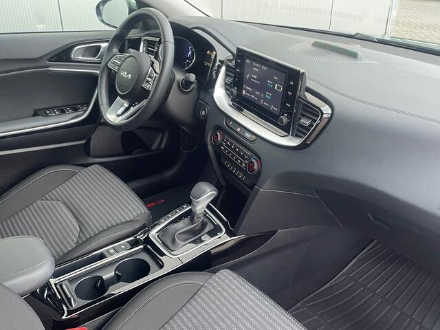 KIA CEE D Ceed Sportswagon 1.6 GDI PHEV DynamicLine Automaat Navigatie ( via Apple Carplay/Android Auto ), Climate Control, Cruise Control, Stoel/Stuurverwarming, Achteruitrijcamera