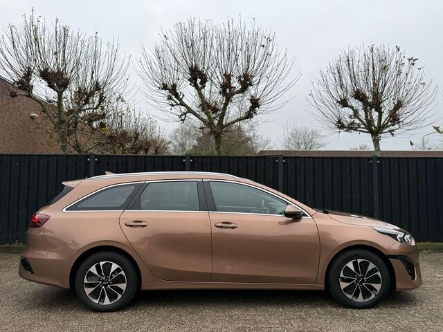 KIA CEE D Ceed Sportswagon 1.6 GDI PHEV DynamicPlusLine