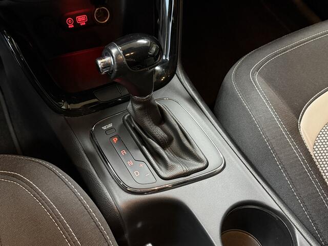 KIA CEE D cee'd Sportswagon 1.6 GDI AUT DynamicLine | Navi | Stoel & Stuur verwarming | Camera | PDC V+A | 16" | Keurig netjes onderhouden!