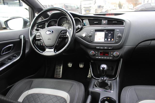 KIA CEE D cee'd Sportswagon 1.6 CRDi Business GT-Line, Trekhaak! Kia cee'd Sportswagon 1.6 CRDi Business GT-Line