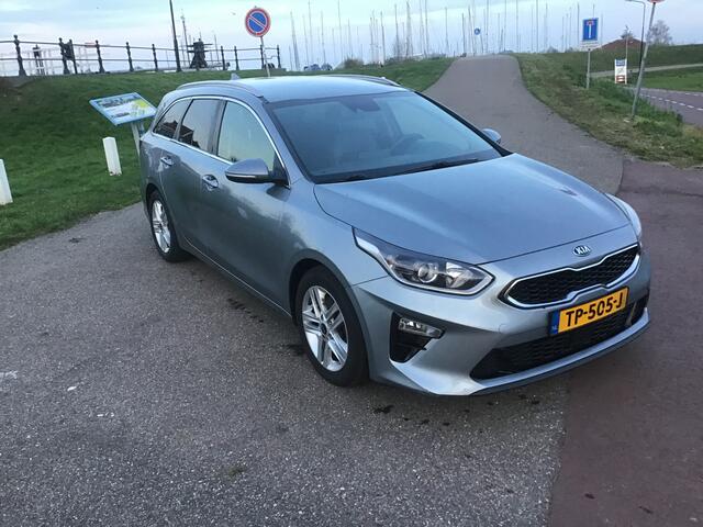 KIA CEE D Ceed Sportswagon 1.0 T-GDi DynamicPlusLine Bj2018 station btw apk september2026