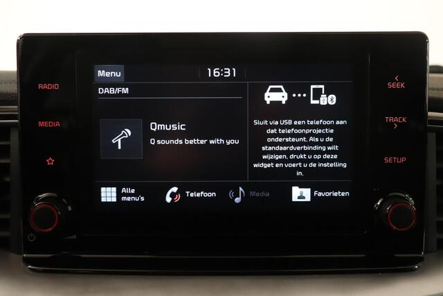 KIA CEE D Ceed Sportswagon 1.5 T-GDi DynamicPlusLine | cruise control | Camera | Climate control | Stuur & stoelverwarming | AppleCarplay AndroidAuto navigatie | Trekhaak |