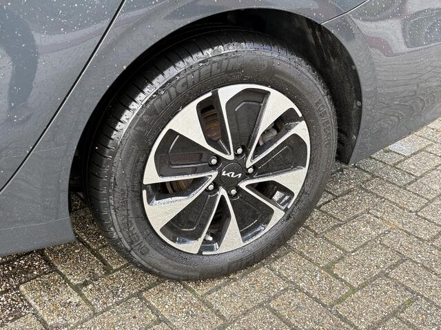 KIA CEE D Ceed Sportswagon 1.6 GDI PHEV DynamicLine | 140pk Automaat | Stoelverwarming | Camera | Navigatie | Climate control