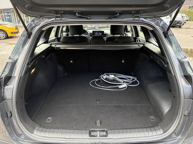 KIA CEE D Ceed Sportswagon 1.6 GDI PHEV DynamicLine | 140pk Automaat | Stoelverwarming | Camera | Navigatie | Climate control