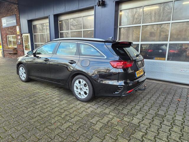 KIA CEE D 1.5 T-GDI DYNAMICLINE, TREKHAAK, CAMERA, APPLECARPLAY/ANDROID AUTO, ALL IN PRIJS.