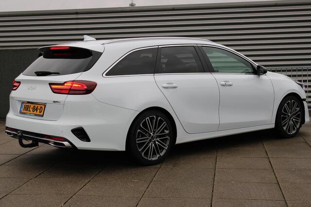 KIA CEE D Ceed Sportswagon 1.5 T-GDi GT-PlusLine Schuifdak / Trekhaak