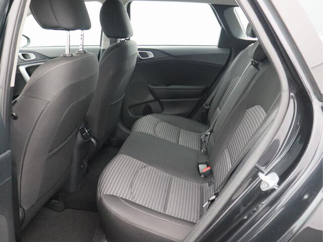 KIA CEE D Ceed Sportswagon 1.5 T-GDi DynamicLine/ lage km/ zeer mooi!