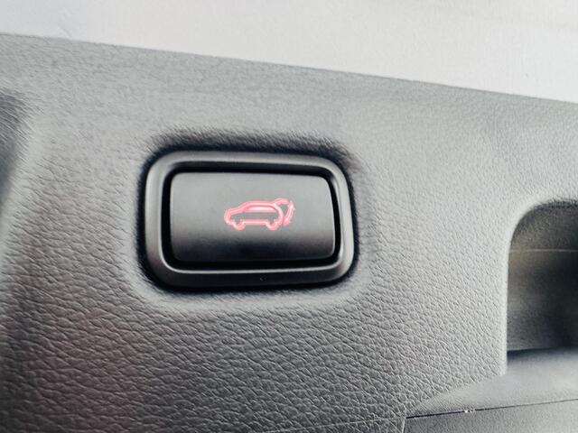 KIA CEE D Ceed Sportswagon 1.5 T-GDi DynamicPlusLine Privacyglass | Keyless | Navi | Camera | Electr. Achterklep