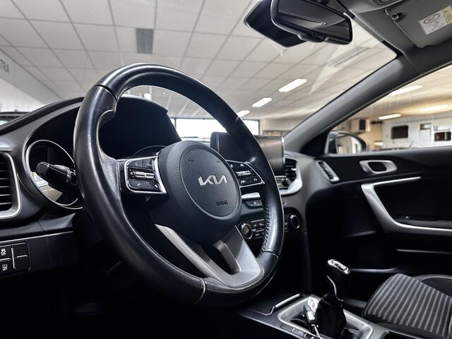 KIA CEE D Ceed Sportswagon 1.0 T-GDi DynamicLine /Camera! /LED Koplampen /Apple + Android /DAB+! /Lane Assist /Navi /Climat /Cruise /Elek. pakket /Bluetooth /16"LMV /PDC /Mistlampen /LED Dagrijverl.