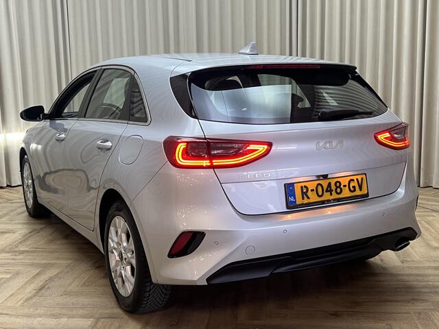 KIA CEE D Ceed 1.0 T-GDi DynamicLine *Org.NL!* Facelift / Eerste Eigenaar / Camera / Carplay / Cruise / Navigatie / PDC / ECC Clima / 16'' LMV