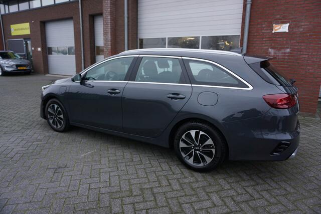 KIA CEE D CEED SPORTSWAGON 1.6 PHEV DYNAMICLINE DEALER ONDERHOUDEN CAMERA STOEL+STUURVERWARMING ANDROID/APPLECARPLAY(NAVI) KEYLESS ADAPTIEVE CRUISE CLIMA BLUETOOTH PDC V+A 16INCH ENZ...