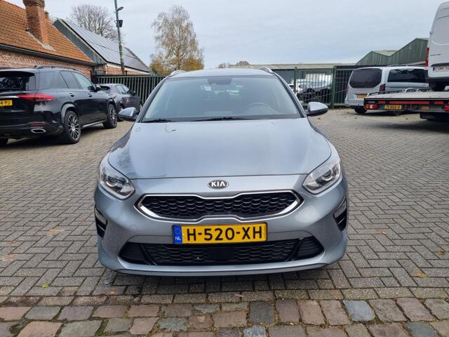 KIA CEE D 1.0 T-GDi Dyn.PlusL. ( MOTORSCHADE )