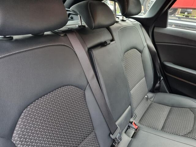 KIA CEE D 1.0 T-GDi Dyn.PlusL. ( MOTORSCHADE )