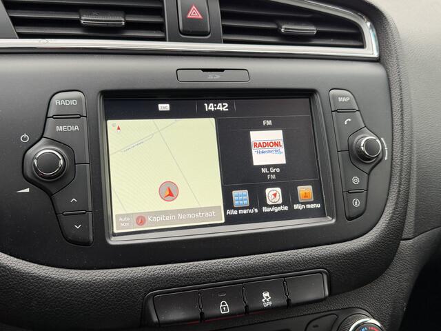 KIA CEE D cee'd Sportswagon 1.0 T-GDi Design Edition | Achteruitrijcamera | Cruise control | Navigatie