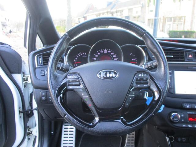 KIA CEE D cee'd Sportswagon 1.0 T-GDi GT-Line Summer Edition / AIRCO / NAVI / GLAZEN-DAK / NW-STAAT / 200dkm