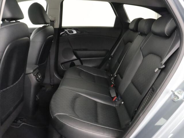 KIA CEE D Ceed 1.6 GDI PHEV ExecutiveLine | Panoramadak | Stoelventilatie | Trekhaak | Camera | Carplay | Adaptive cruise | Achterbankverwarming | Keyless | Navigatie | Full LED | Plug In