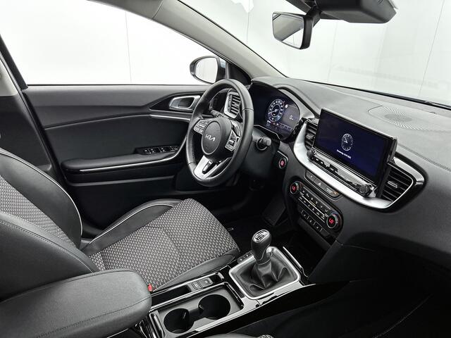 KIA CEE D Ceed 1.5 T-GDi DynamicPlusLine