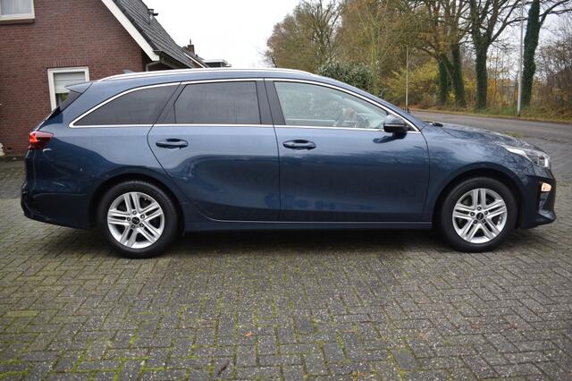 KIA CEE D Ceed Sportswagon 1.4 T-GDi Dynamic.PlusLine. NAVI CAMERA CARPlAY CLIMA