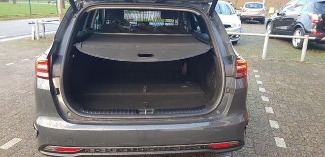 KIA CEE D Ceed Sportswagon 1.4 T-GDi ExecutiveL