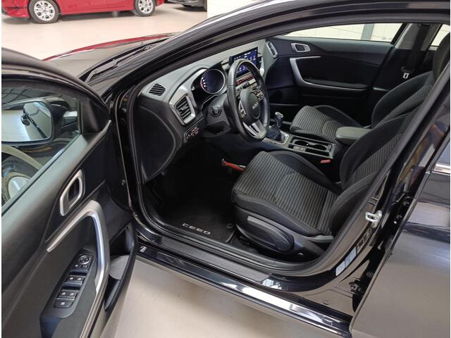 KIA CEE D Ceed 1.0 T-GDi DynamicLine Ecc | Lmv | Navi | Camera | Pdc