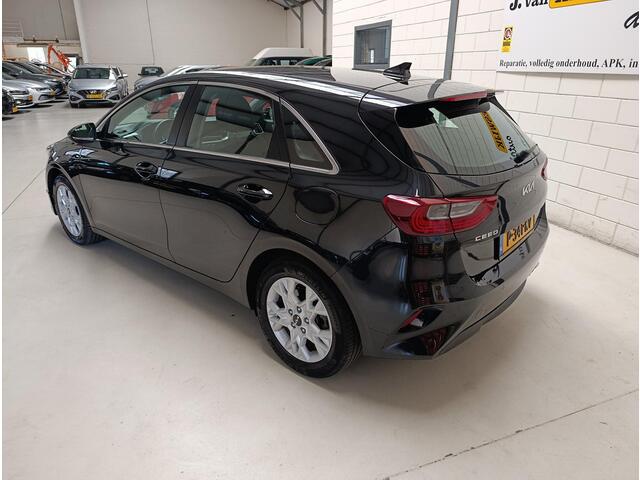 KIA CEE D Ceed 1.0 T-GDi DynamicLine Ecc | Lmv | Navi | Camera | Pdc
