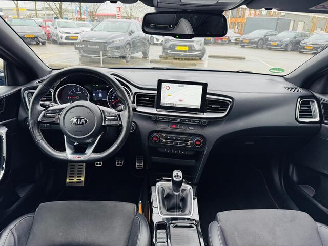 KIA CEE D Ceed Sportswagon 1.0 T-GDi GT-Line Panoramadak | All season banden| Clima | Cruise | Camera | Navi | Keyless | Privacyglass