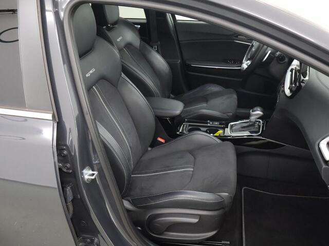 KIA CEE D Ceed 1.5 T-GDi GT-Line | Trekhaak | Panoramadak | LED Koplampen | Stoel/Stuurverwarming | Keyless Go | Dodehoekdetectie