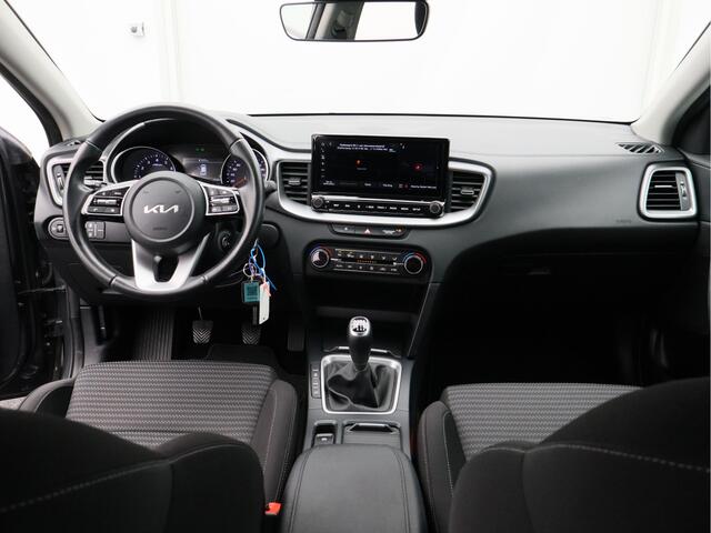 KIA CEE D Ceed Sportswagon 1.5 T-GDi DynamicLine/ lage km/ zeer mooi!