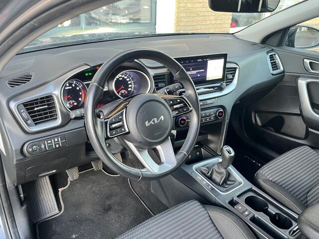 KIA CEE D SPORTSWAGON 1.5 T-GDI 160PK DYNAMICLINE CARPLAY/TREKHAAK/1E EIG./NL