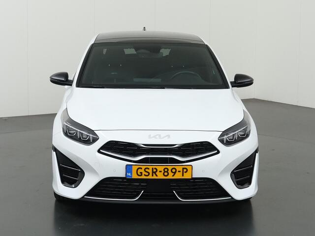 KIA CEE D Ceed 1.5 T-GDi GT-Line | Panoramadak | Matrix LED Koplampen | Stoel/Stuurverwarming | Keyless Go | Elektrisch bedienbare achterklep |