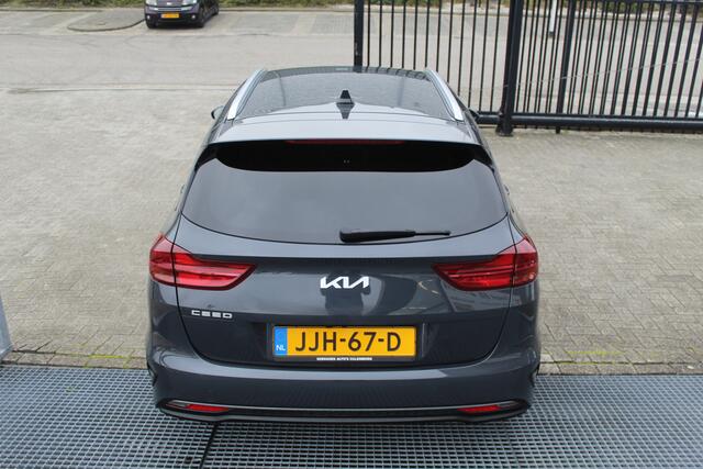 KIA CEE D Ceed Sportswagon 1.0 T-GDi DynamicPlusLine Stoelverwarming/Stuurverwarming/Achteruitrijcamera/Apple carplay/Licht metalen velgen/Cruise control/Lane assist