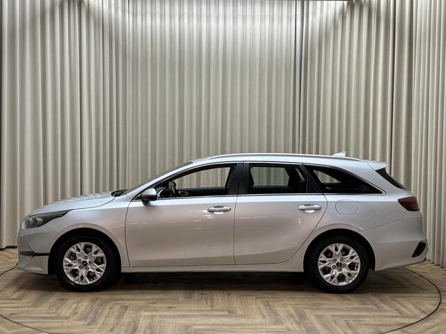 KIA CEE D Ceed Sportswagon 1.0 T-GDi DynamicLine Org.NL! / Carplay / Camera / Lane-Assist / Cruise / Navigatie / ECC Clima / 16'' LMV