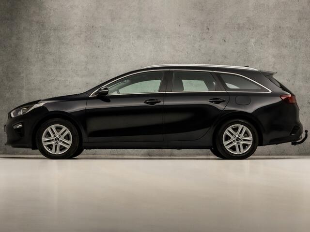 KIA CEE D Ceed Sportswagon 1.4 T-GDi DynamicLine 141Pk Automaat (APPLE CARPLAY, GROOT NAVI, CAMERA, TREKHAAK, SPORTSTOELEN, CLIMATE, LANE ASSIST, NIEUWE APK, NIEUWSTAAT)